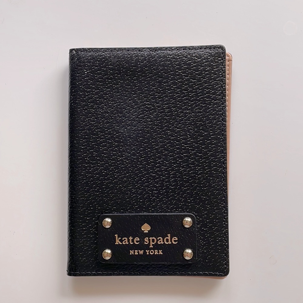 Kate Spade Black Leather Wellesley Passport Holder Gem
